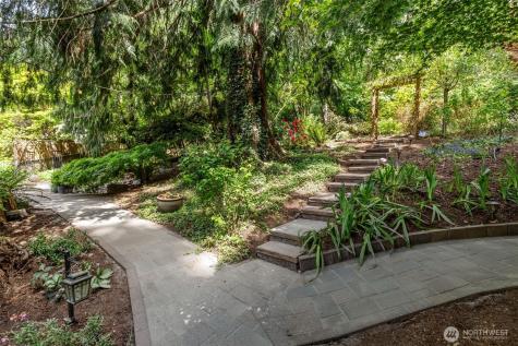 15811 20th Place W Lynnwood WA 98087