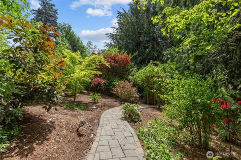 15811 20th Place W Lynnwood WA 98087