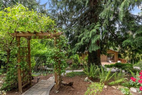 15811 20th Place W Lynnwood WA 98087