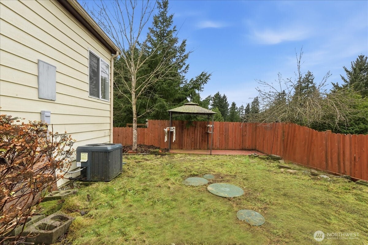 12322 122nd Avenue Ct E Puyallup WA 98374