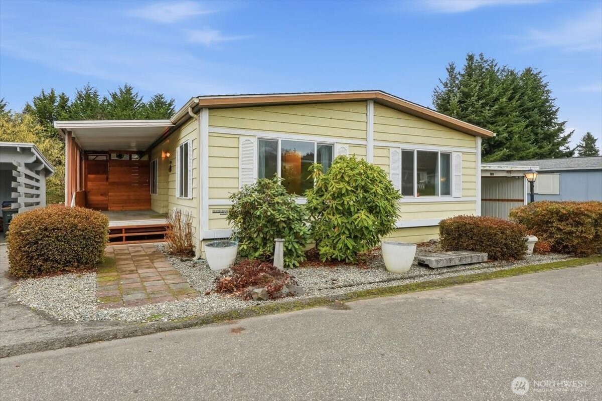 12322 122nd Avenue Ct E Puyallup WA 98374