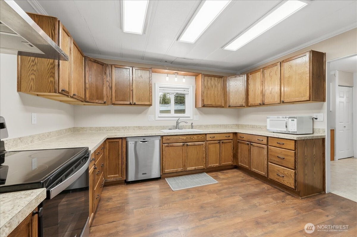 12322 122nd Avenue Ct E Puyallup WA 98374