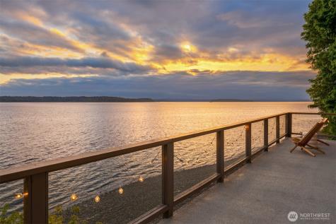 10835 Arroyo Beach Place SW Seattle WA 98146