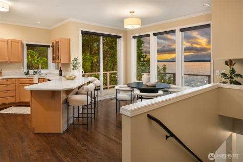 10835 Arroyo Beach Place SW Seattle WA 98146