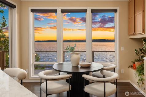 10835 Arroyo Beach Place SW Seattle WA 98146
