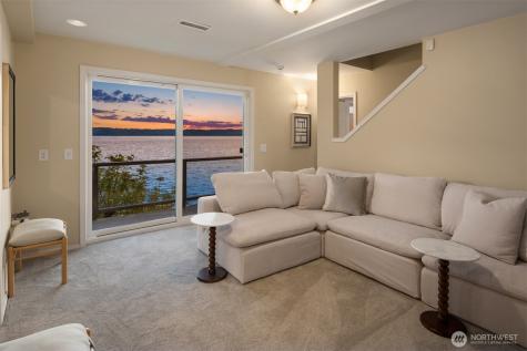 10835 Arroyo Beach Place SW Seattle WA 98146