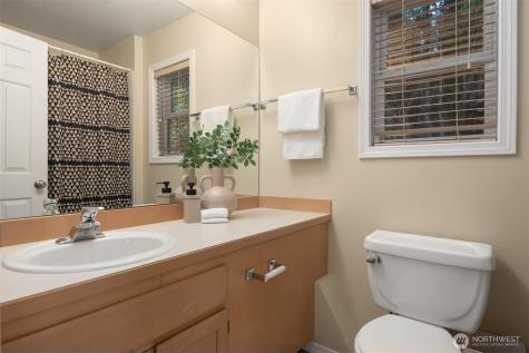 10835 Arroyo Beach Place SW Seattle WA 98146