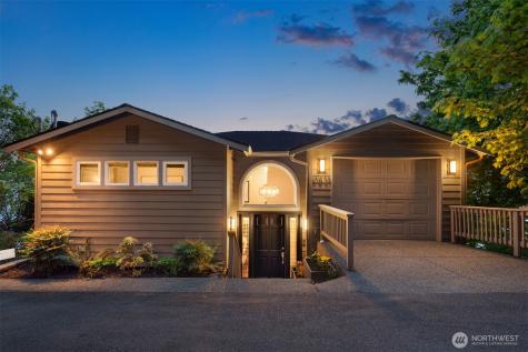 10835 Arroyo Beach Place SW Seattle WA 98146