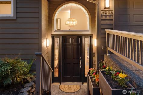 10835 Arroyo Beach Place SW Seattle WA 98146
