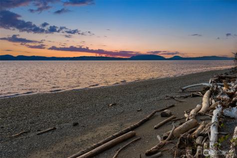 10835 Arroyo Beach Place SW Seattle WA 98146