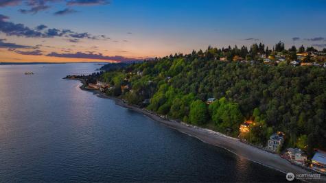 10835 Arroyo Beach Place SW Seattle WA 98146
