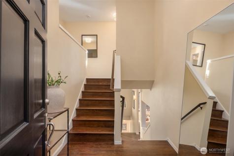 10835 Arroyo Beach Place SW Seattle WA 98146