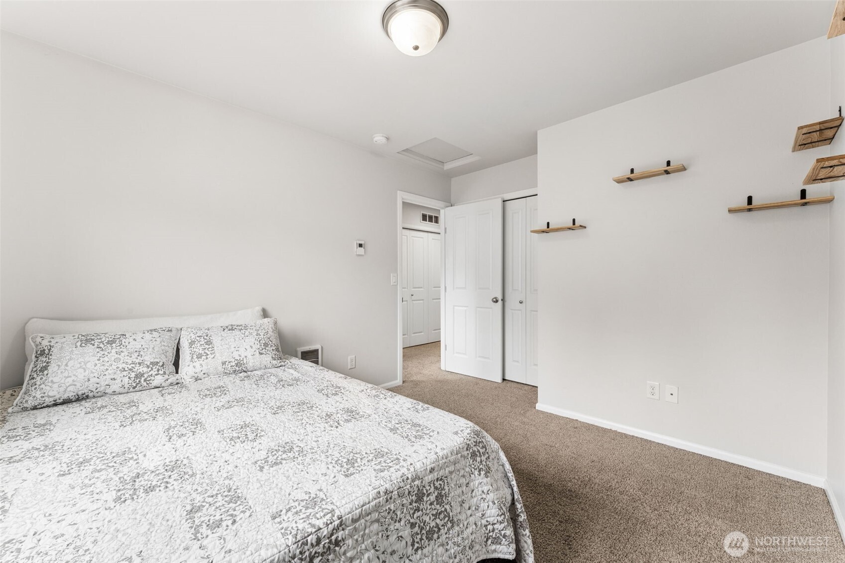 8704 Stockholm Lane NE Lacey WA 98516