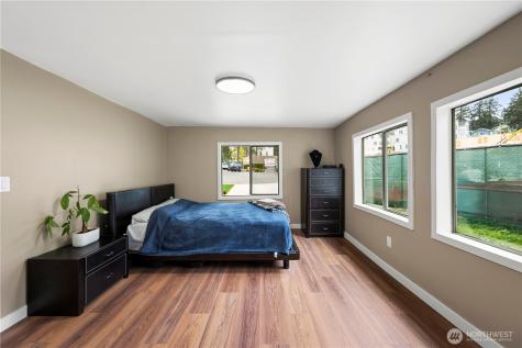 15401 2nd Avenue NE Shoreline WA 98155