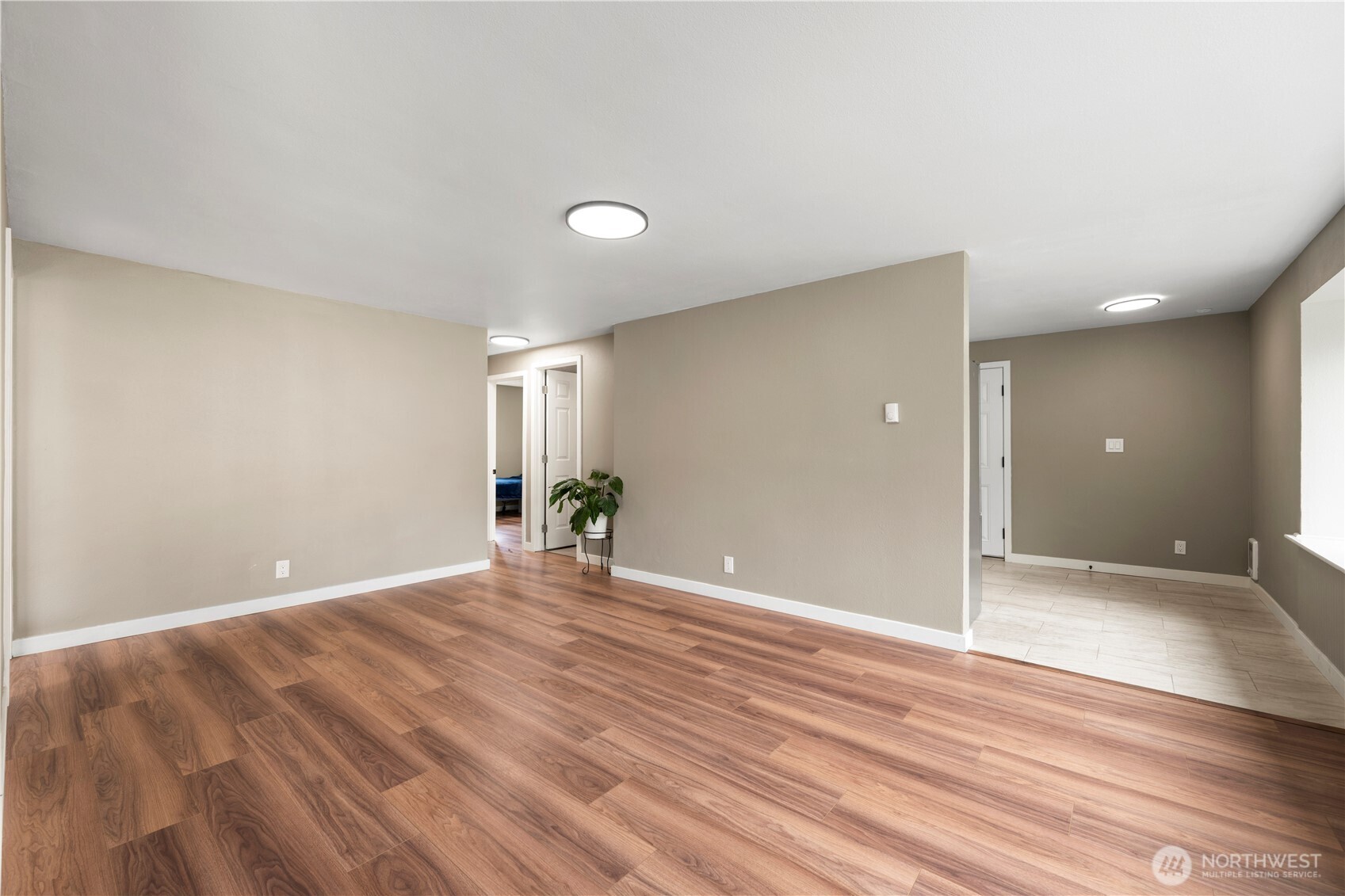 15401 2nd Avenue NE Shoreline WA 98155