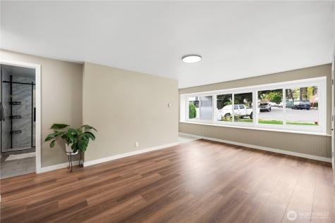 15401 2nd Avenue NE Shoreline WA 98155