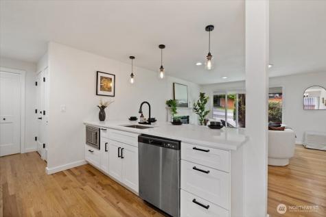 2701 NE 110th Street Seattle WA 98125