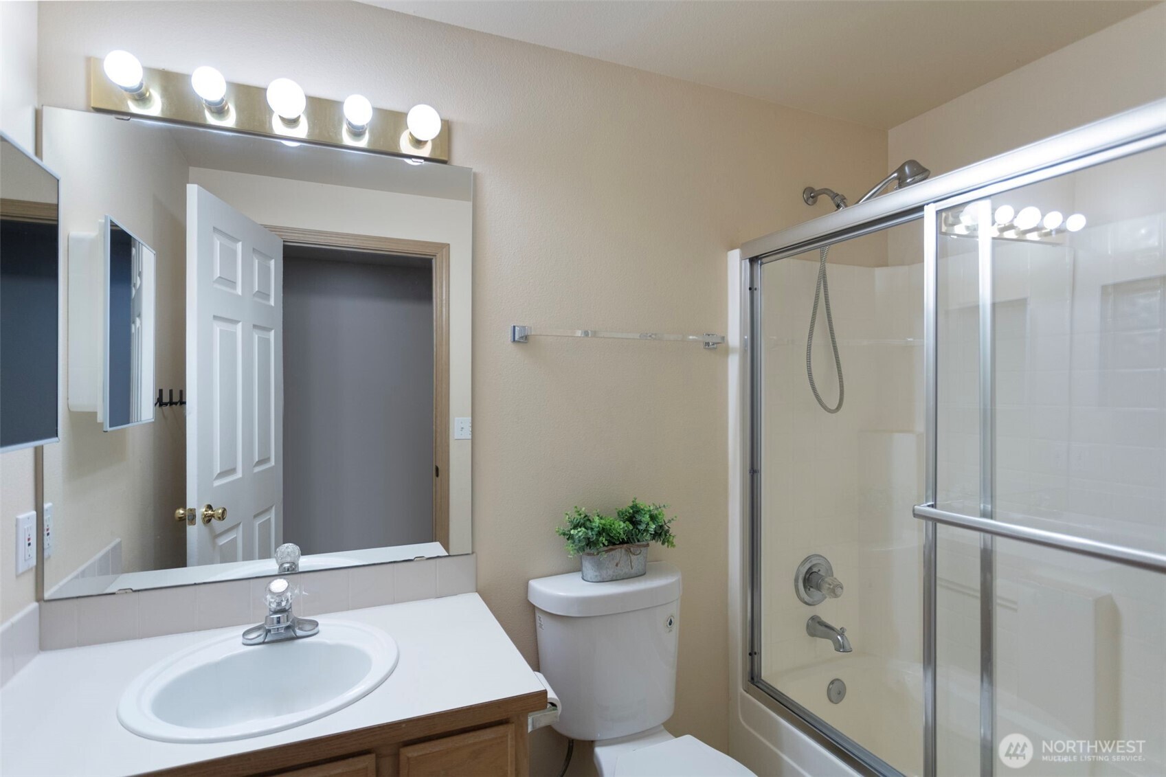 17512 17th Avenue E Spanaway WA 98387
