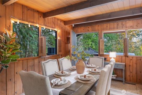 16521 NE 1st Place Bellevue WA 98008