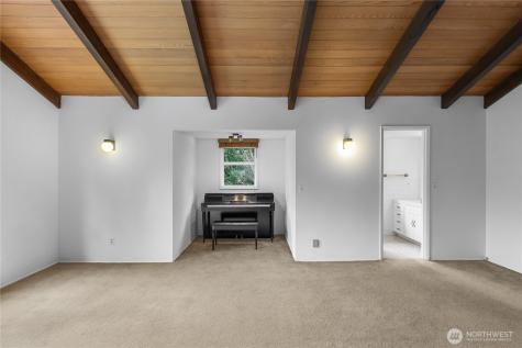 16521 NE 1st Place Bellevue WA 98008