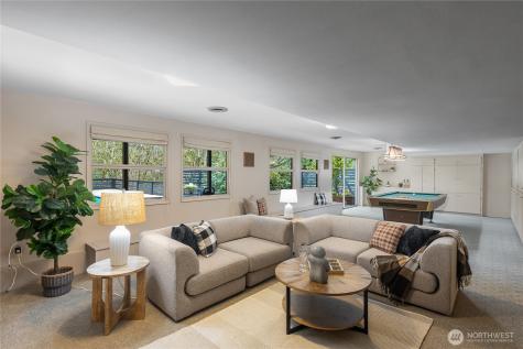 16521 NE 1st Place Bellevue WA 98008