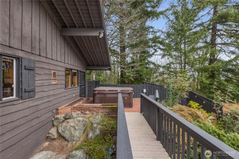 16521 NE 1st Place Bellevue WA 98008