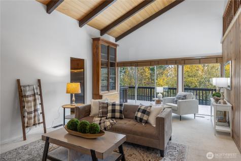 16521 NE 1st Place Bellevue WA 98008