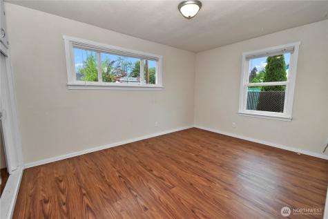 1083 Alder Street Marysville WA 98270