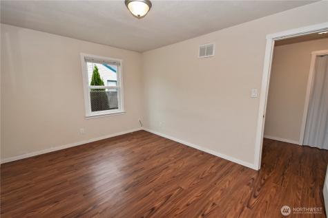 1083 Alder Street Marysville WA 98270