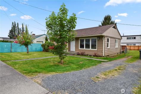 1083 Alder Street Marysville WA 98270
