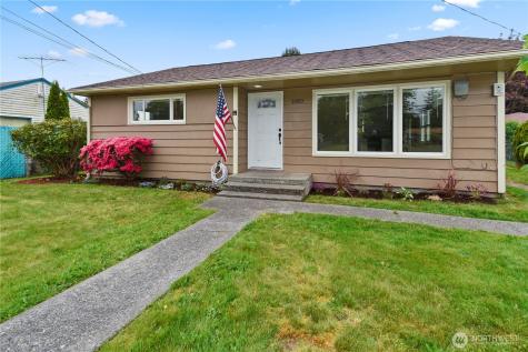 1083 Alder Street Marysville WA 98270