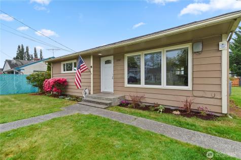 1083 Alder Street Marysville WA 98270