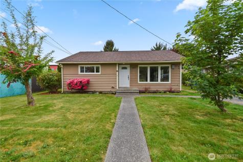 1083 Alder Street Marysville WA 98270