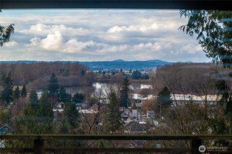 1215 S 10th Street Mount Vernon WA 98274