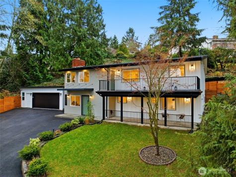 19531 55th Avenue NE Lake Forest Park WA 98155