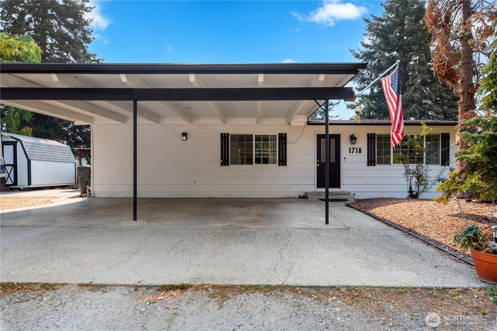 1718 8th Street NE East Wenatchee WA 98802