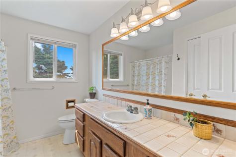 1718 8th Street NE East Wenatchee WA 98802