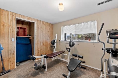 1718 8th Street NE East Wenatchee WA 98802