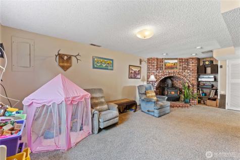 1718 8th Street NE East Wenatchee WA 98802