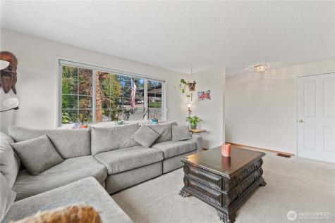 1718 8th Street NE East Wenatchee WA 98802