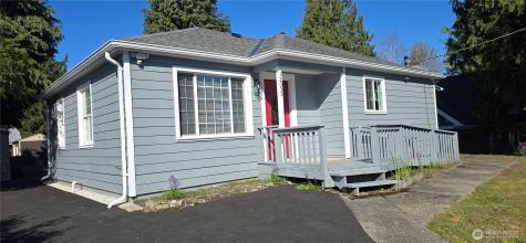 12053 70 Avenue S Seattle WA 98178