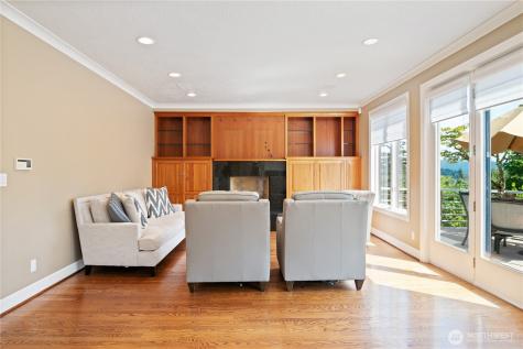 2512 Peters Drive Longview WA 98632