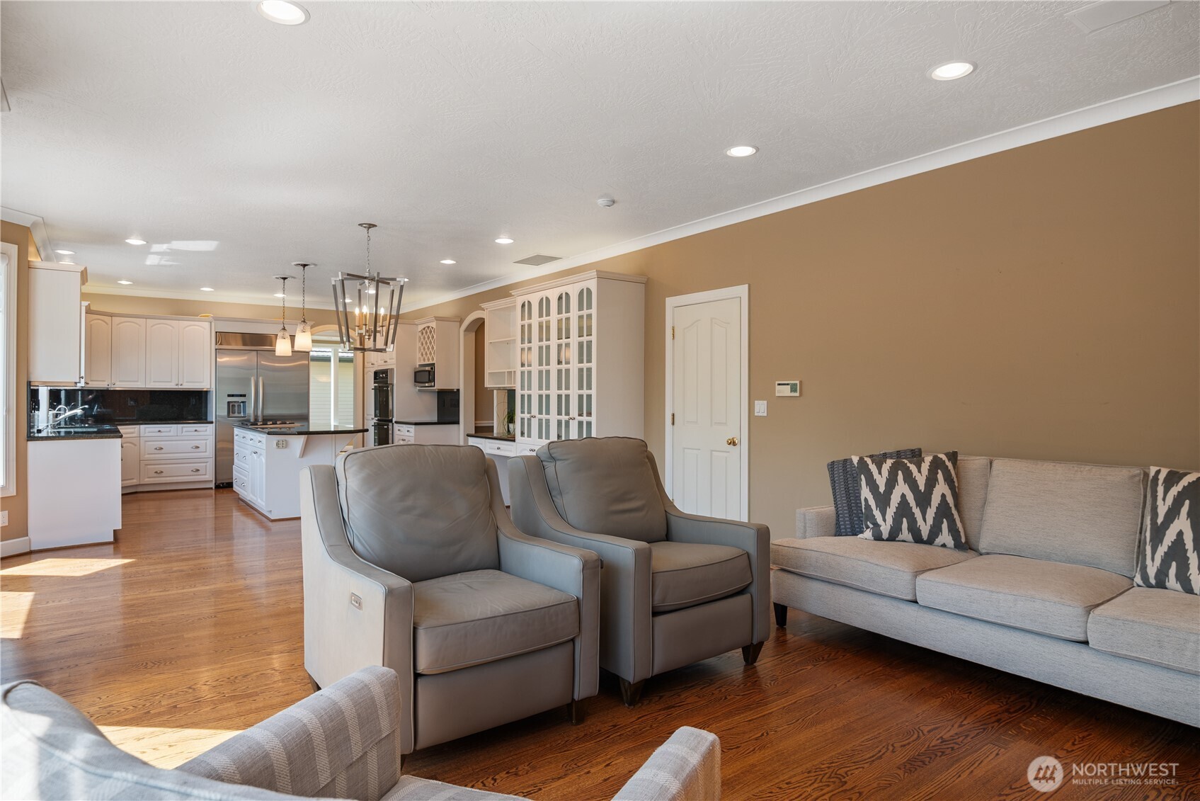 2512 Peters Drive Longview WA 98632