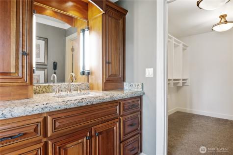 2512 Peters Drive Longview WA 98632