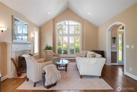 2512 Peters Drive Longview WA 98632