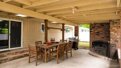 19517 Covington Sawyer Road Kent WA 98042