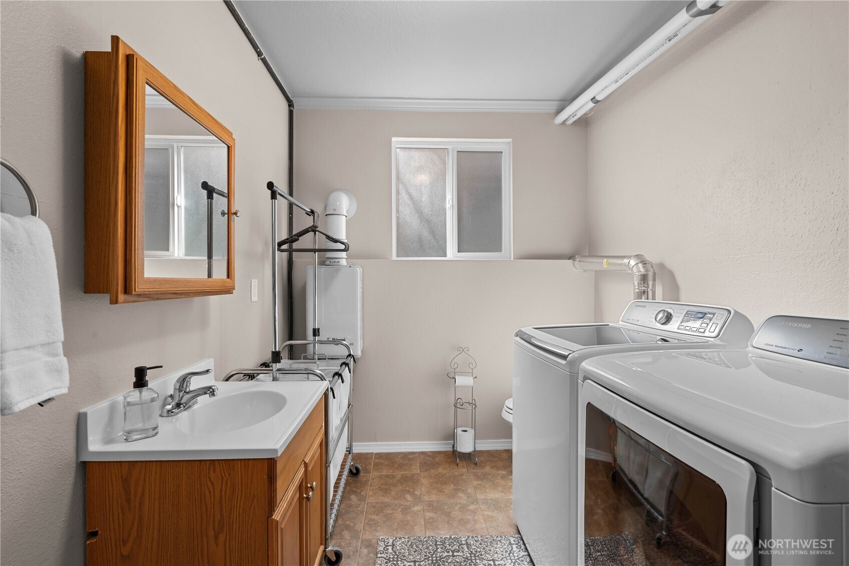 18002 42nd Street Ct E Lake Tapps WA 98391