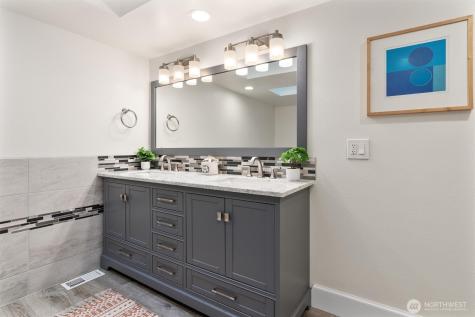 6315 142nd Avenue SE Bellevue WA 98006