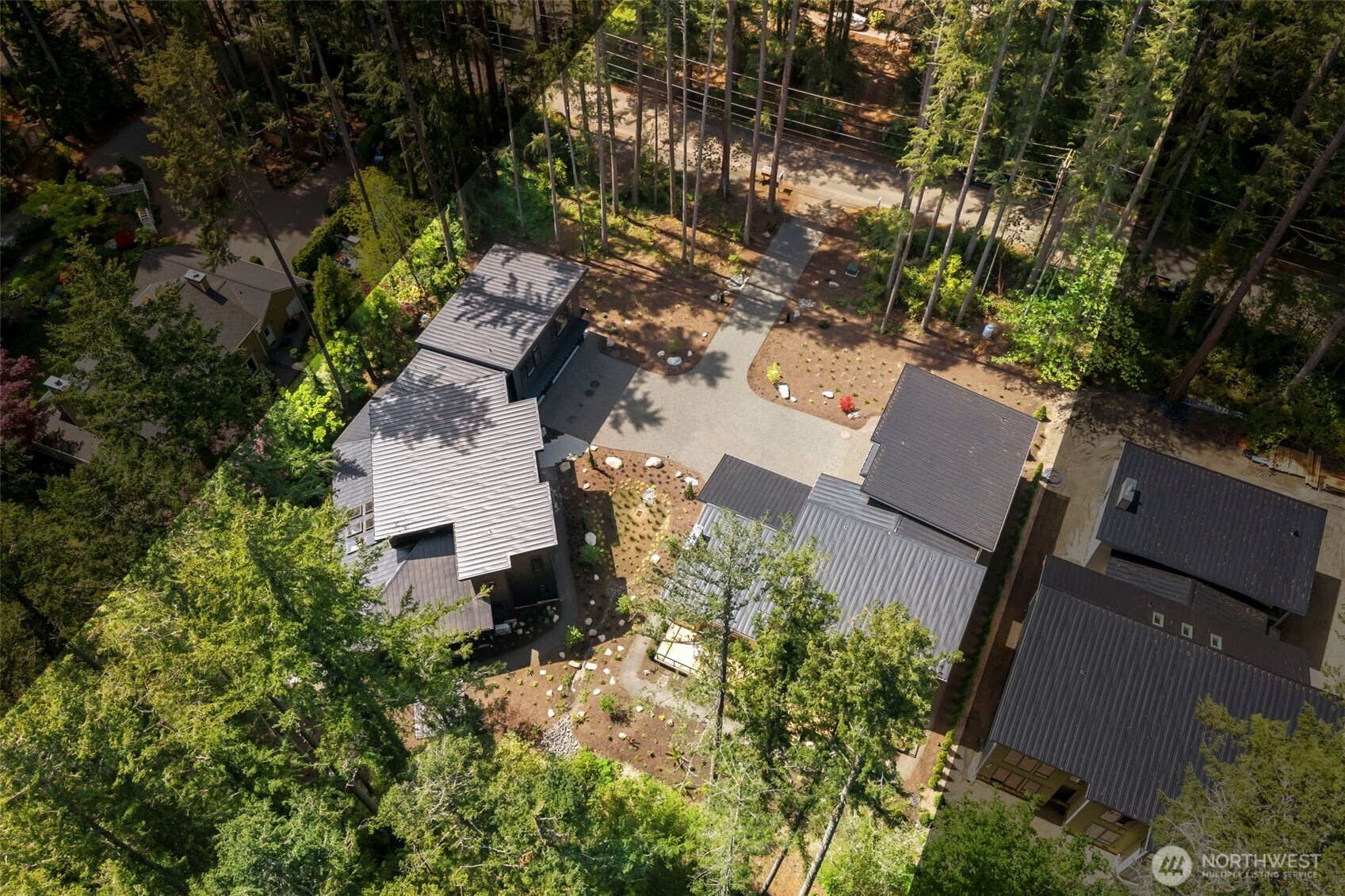 13982 Manzanita Road NE Bainbridge Island WA 98110