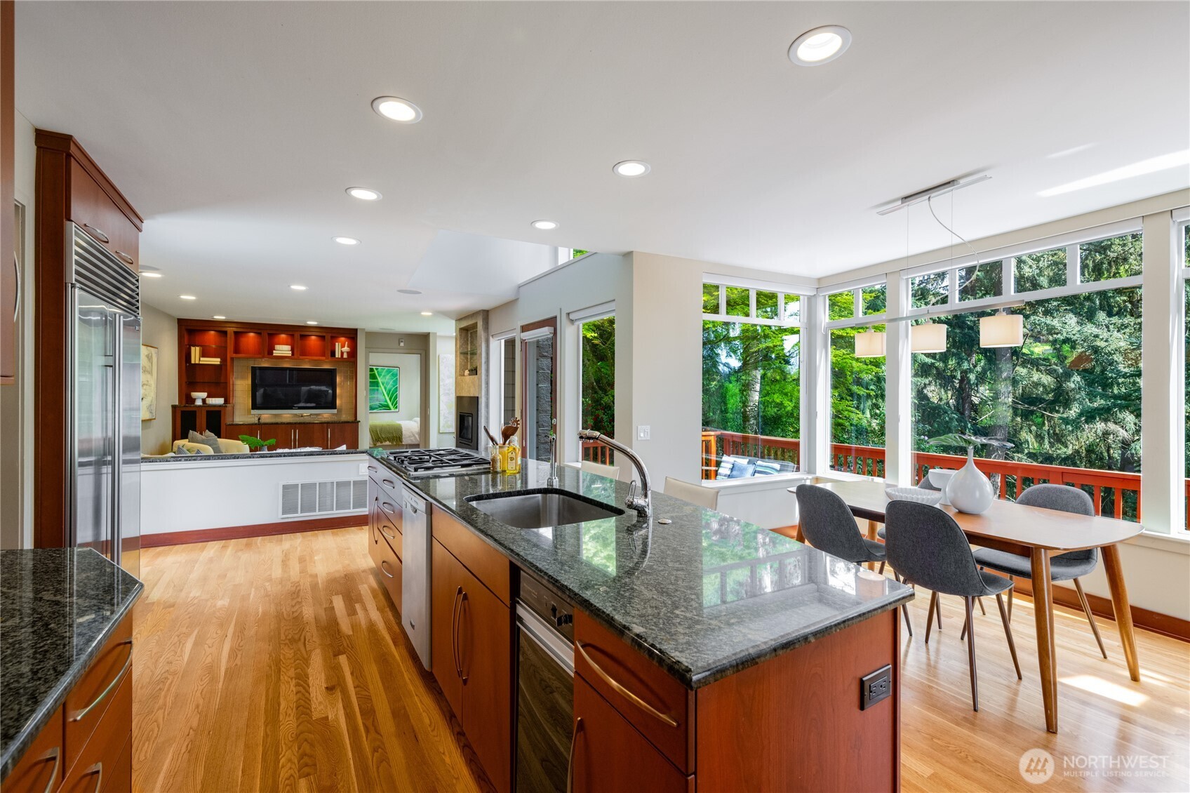 7393 Braemar Drive Edmonds WA 98026